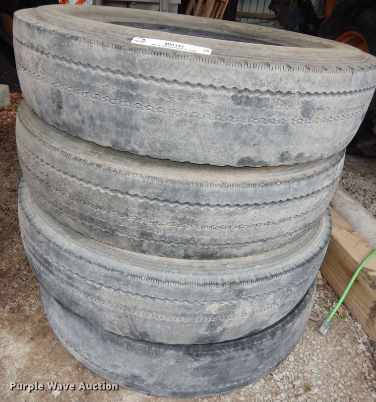 image for item MI9345 (4) Firestone 11R22.5 tires