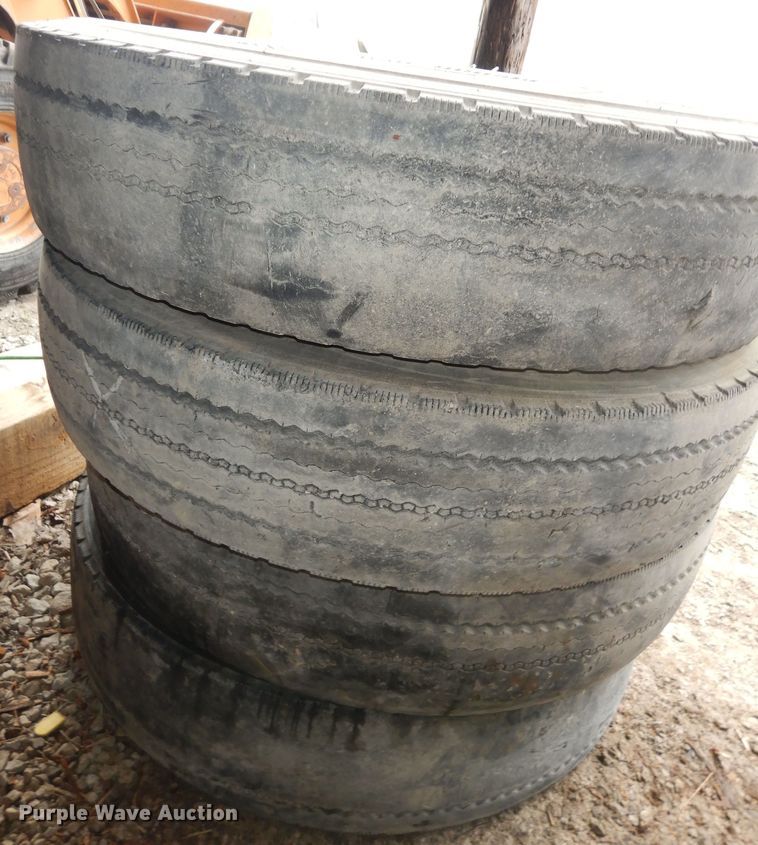 image for item MI9345 (4) Firestone 11R22.5 tires