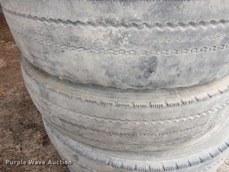 image for item MI9345 (4) Firestone 11R22.5 tires