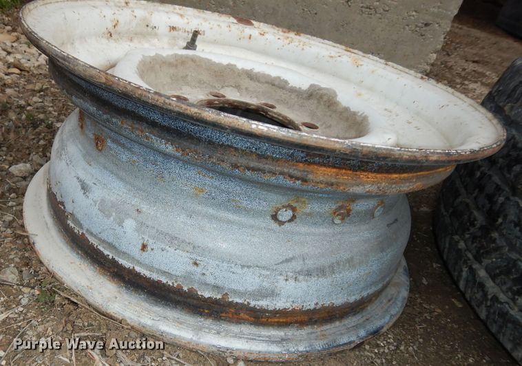 image for item MI9346 Tires and wheels