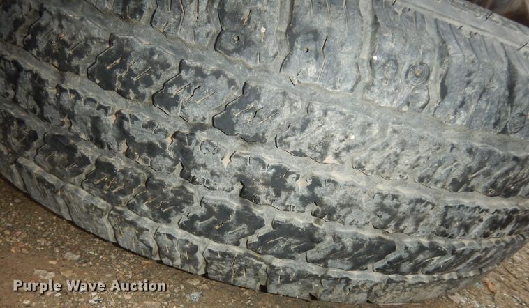 image for item MI9346 Tires and wheels