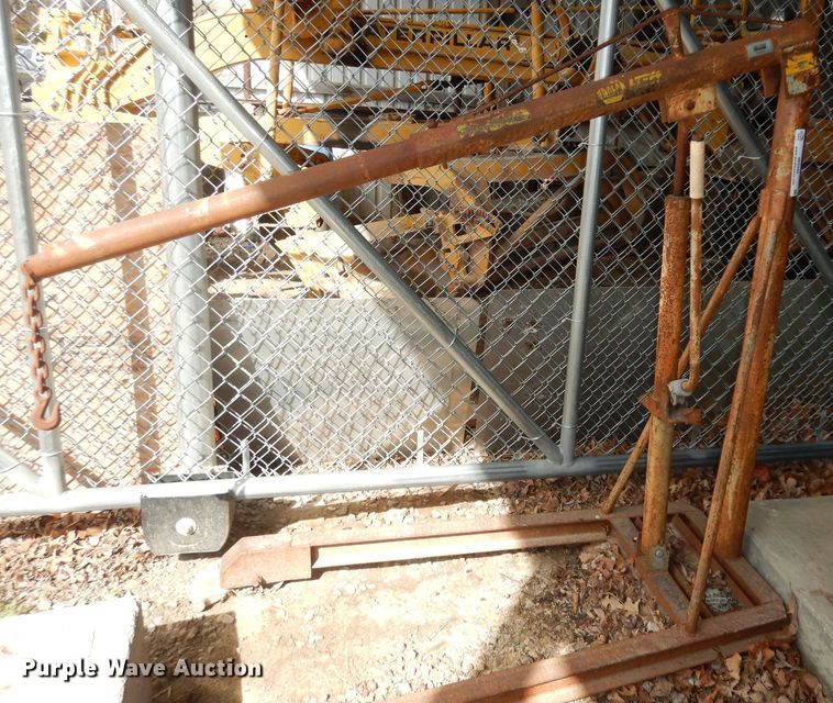 image for item MI9348 Napa  engine hoist