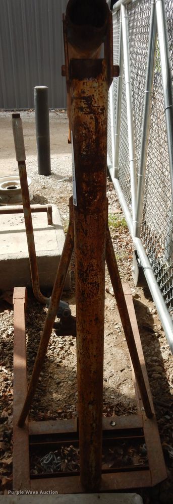 image for item MI9348 Napa  engine hoist