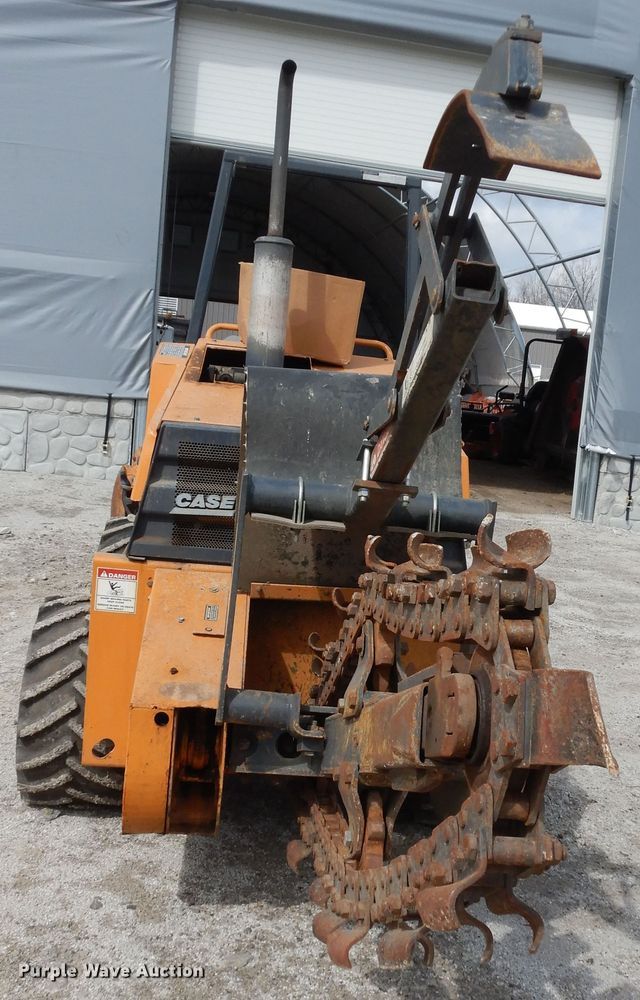 image for item MI9351 2000 Case 360  trencher