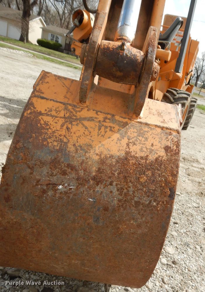 image for item MI9351 2000 Case 360  trencher