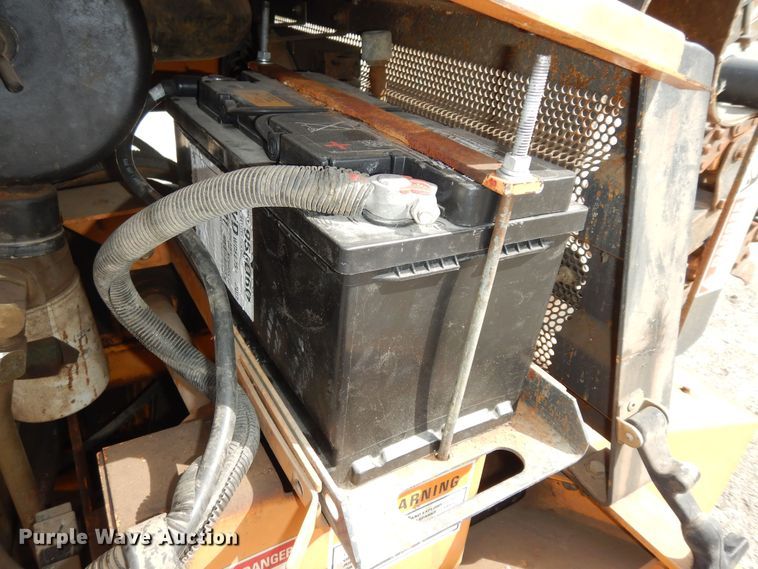 image for item MI9351 2000 Case 360  trencher