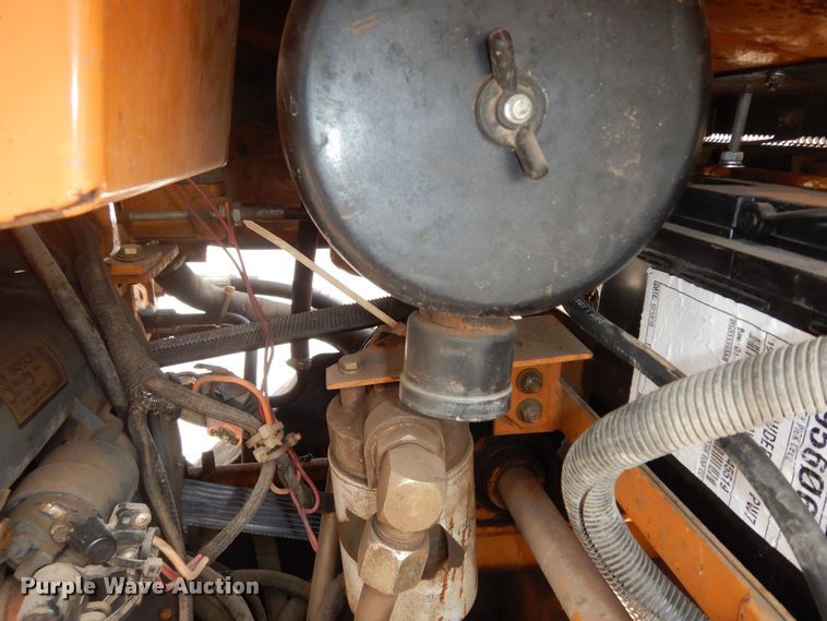 image for item MI9351 2000 Case 360  trencher