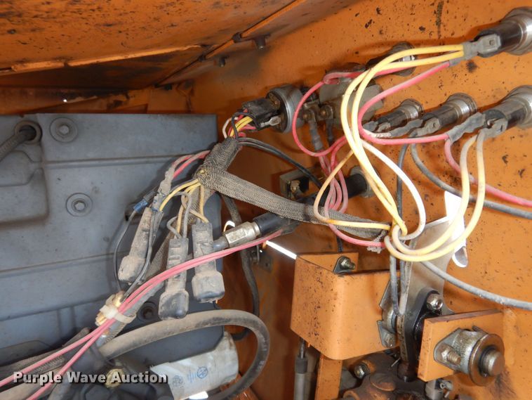 image for item MI9351 2000 Case 360  trencher