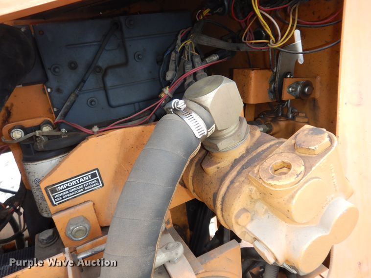 image for item MI9351 2000 Case 360  trencher