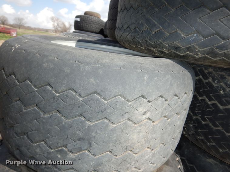 image for item MI9354 (11) tires and wheels