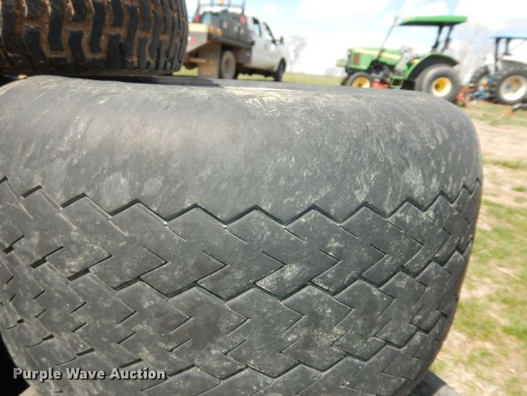 image for item MI9354 (11) tires and wheels