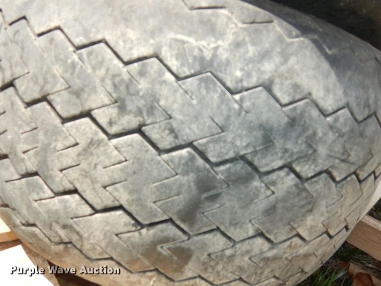 image for item MI9354 (11) tires and wheels