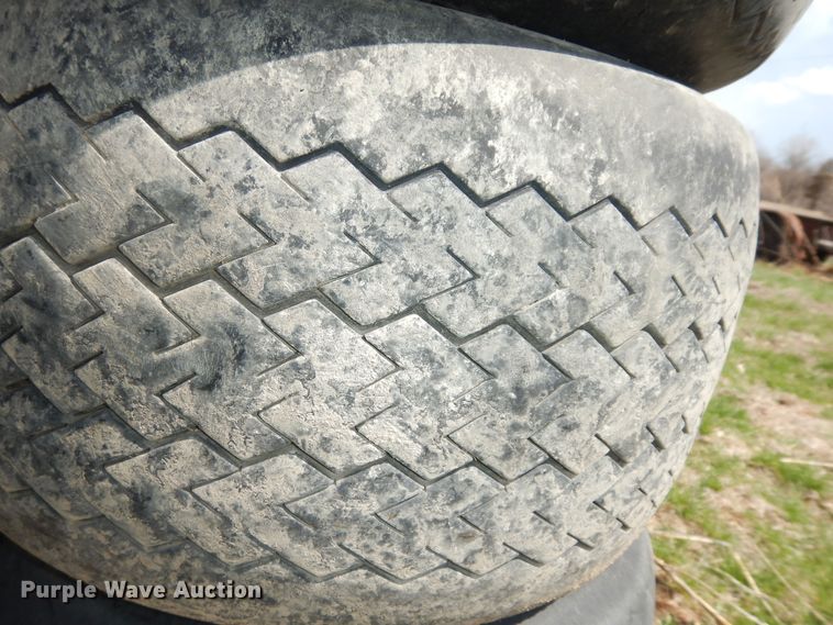 image for item MI9355 (12) tires and wheels