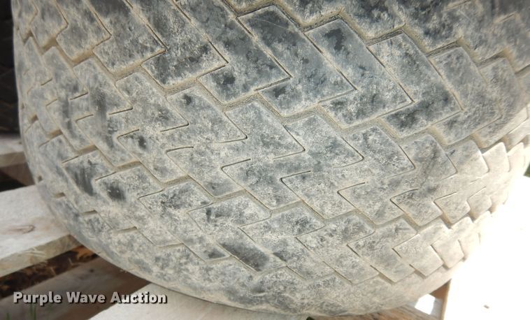 image for item MI9355 (12) tires and wheels