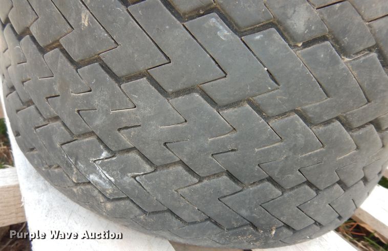 image for item MI9355 (12) tires and wheels