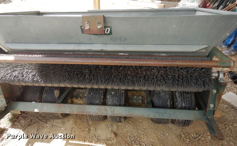 image for item MI9356 Turfco F12D  top dresser