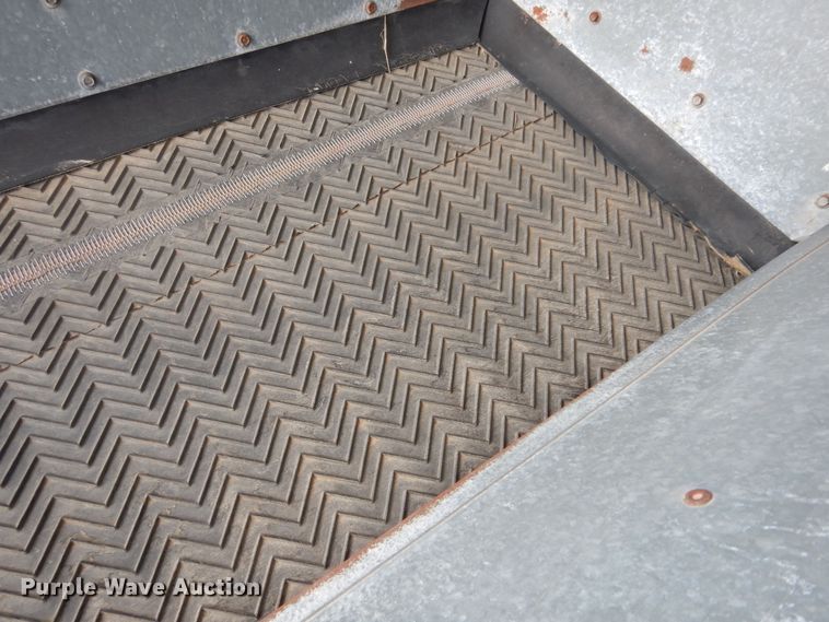 image for item MI9356 Turfco F12D  top dresser