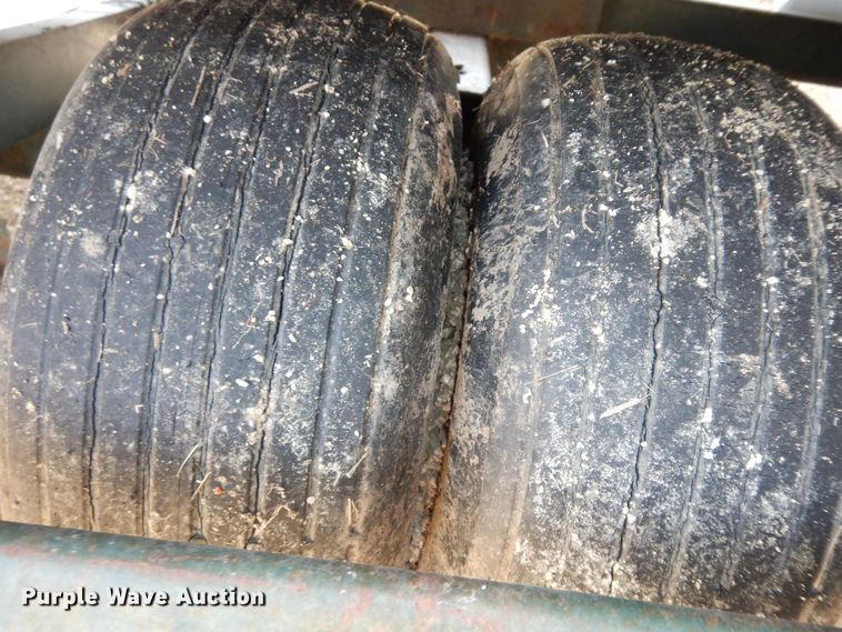 image for item MI9356 Turfco F12D  top dresser