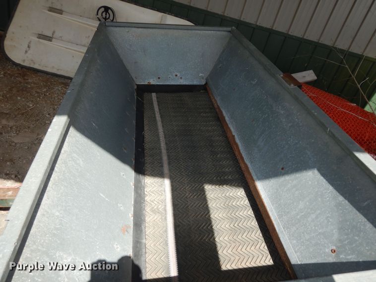 image for item MI9356 Turfco F12D  top dresser