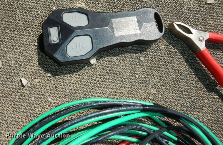 image for item MI9356 Turfco F12D  top dresser