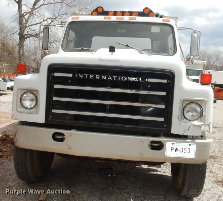 image for item MI9357 1984 International Harvester 1954  sewer jetter truck