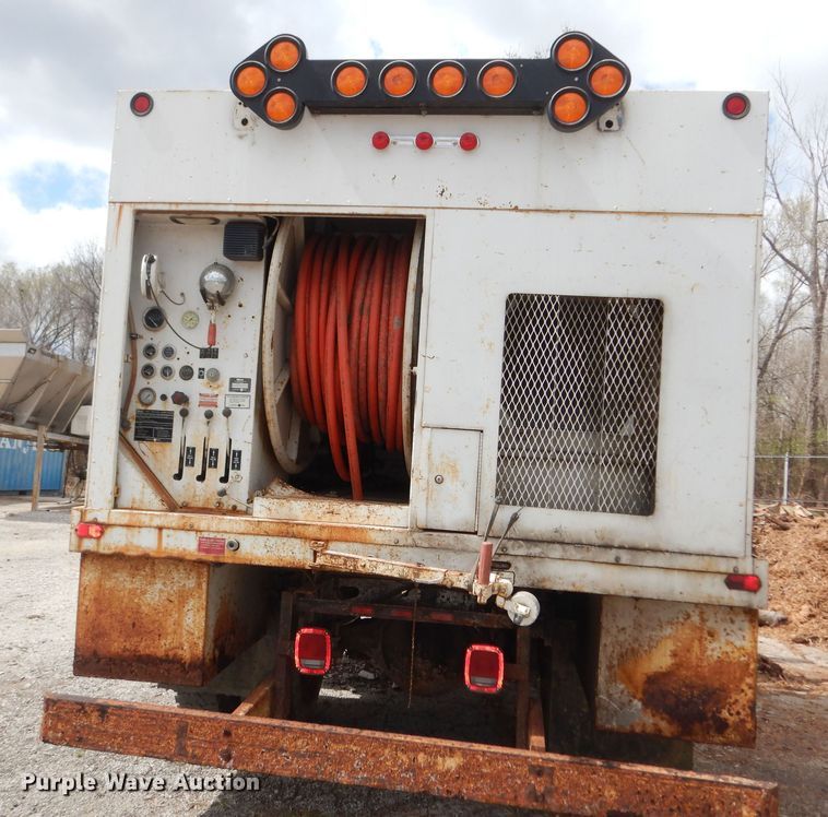 image for item MI9357 1984 International Harvester 1954  sewer jetter truck