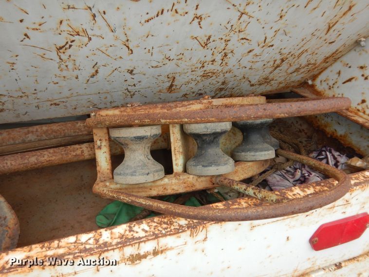 image for item MI9357 1984 International Harvester 1954  sewer jetter truck