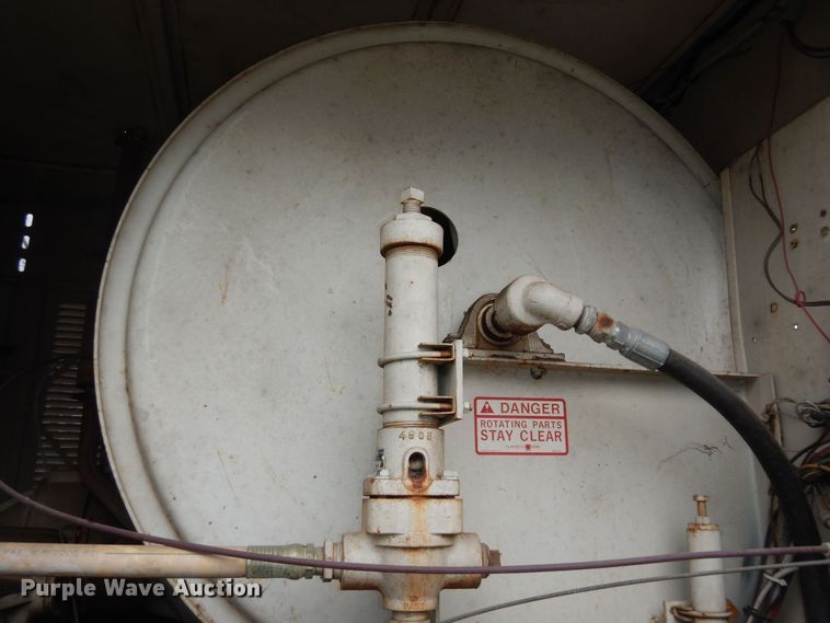 image for item MI9357 1984 International Harvester 1954  sewer jetter truck