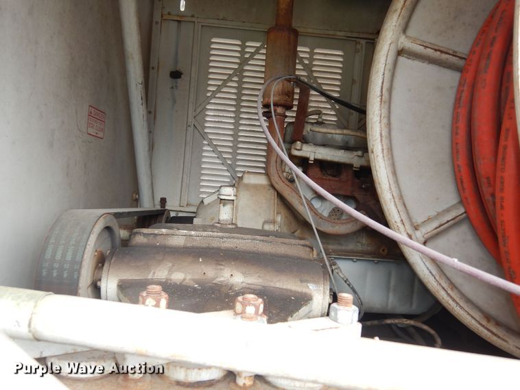 image for item MI9357 1984 International Harvester 1954  sewer jetter truck