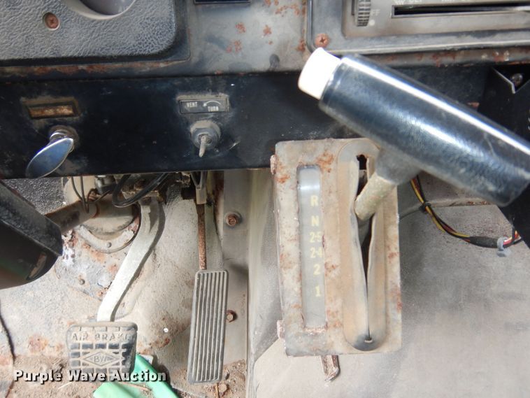 image for item MI9357 1984 International Harvester 1954  sewer jetter truck