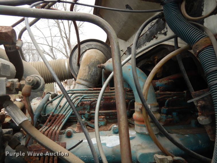 image for item MI9357 1984 International Harvester 1954  sewer jetter truck