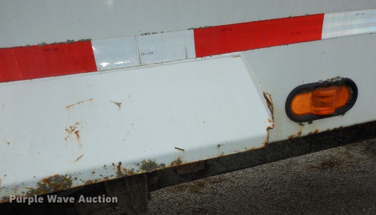 image for item MI9358 1994 International 4900  refuse truck