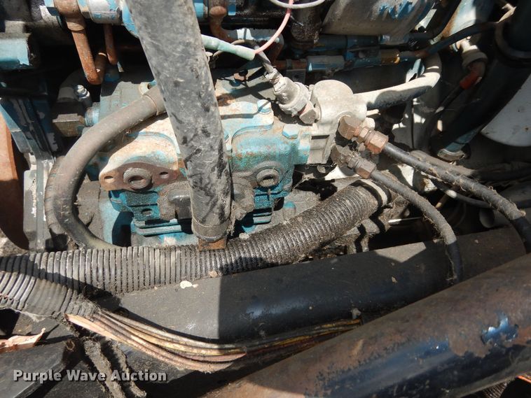 image for item MI9358 1994 International 4900  refuse truck