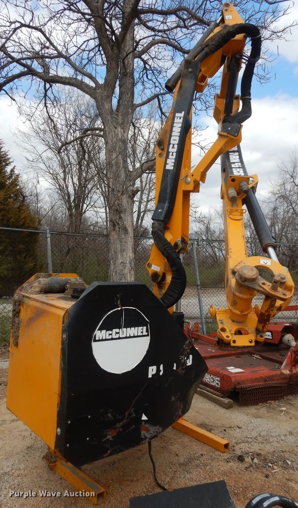 image for item MI9359 2012 McConnel 7496981  side boom mower arm