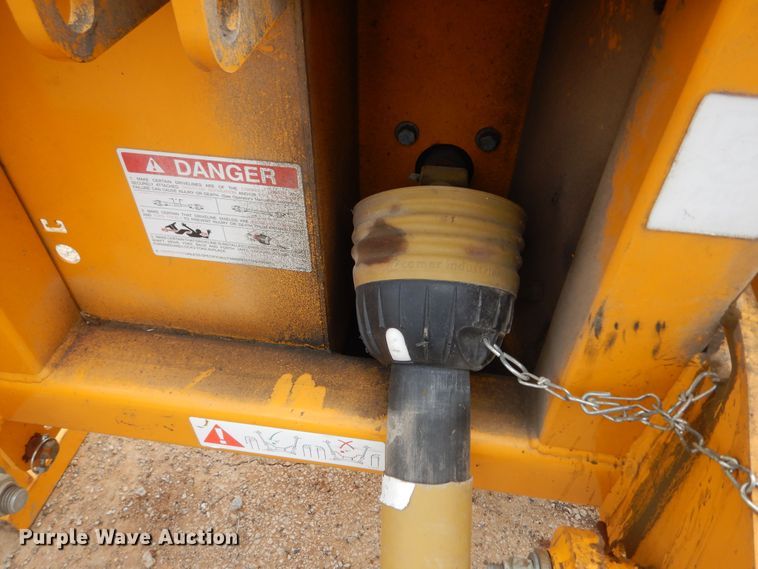 image for item MI9359 2012 McConnel 7496981  side boom mower arm