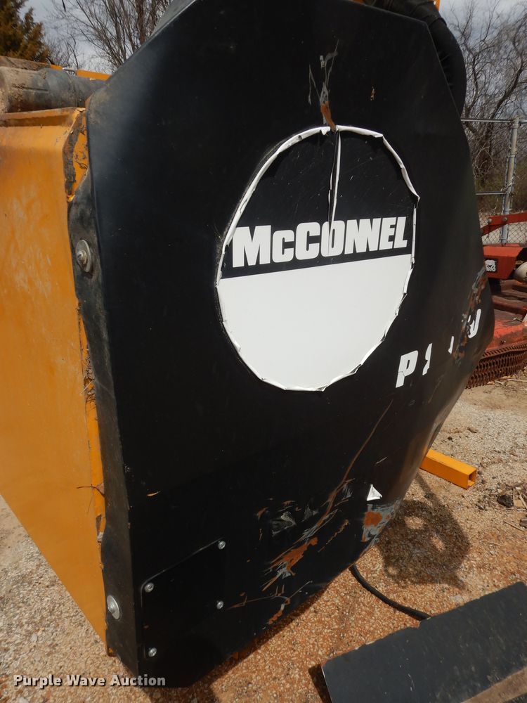 image for item MI9359 2012 McConnel 7496981  side boom mower arm
