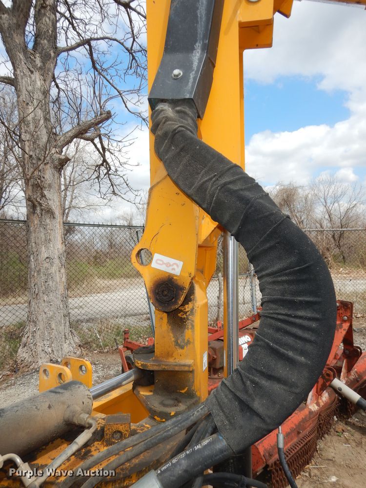 image for item MI9359 2012 McConnel 7496981  side boom mower arm