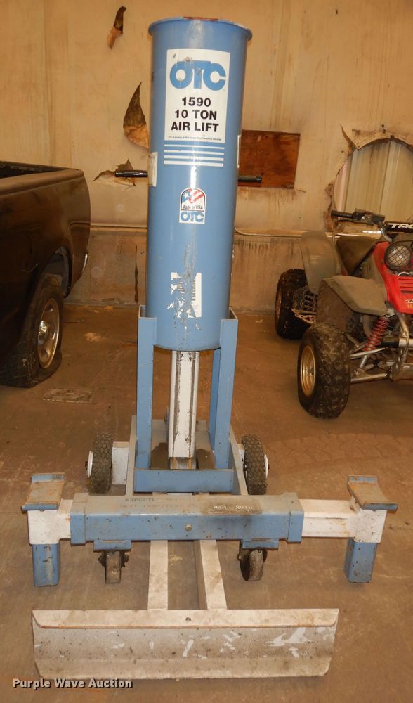 image for item MI9373 OTC 1590  lift