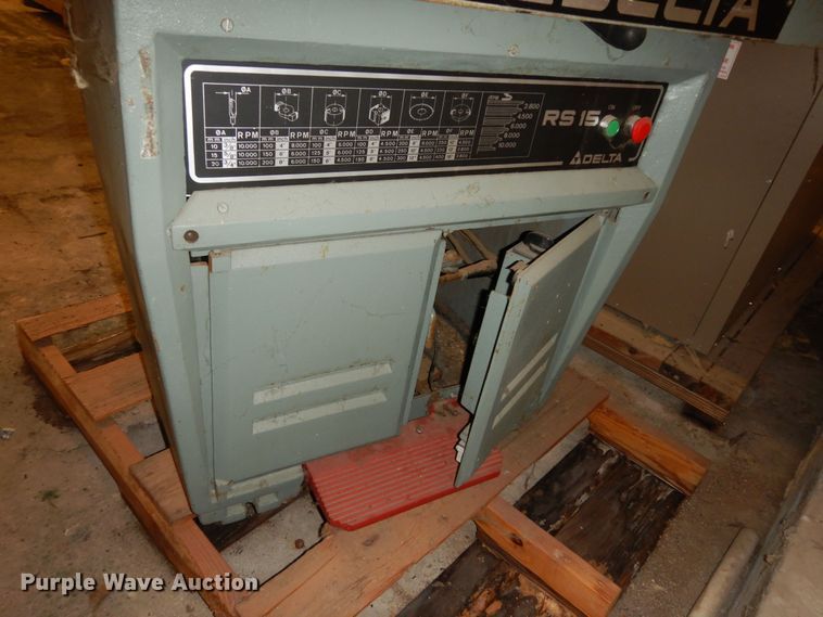 image for item MI9374 1989 Delta Invicta RS15  shaper