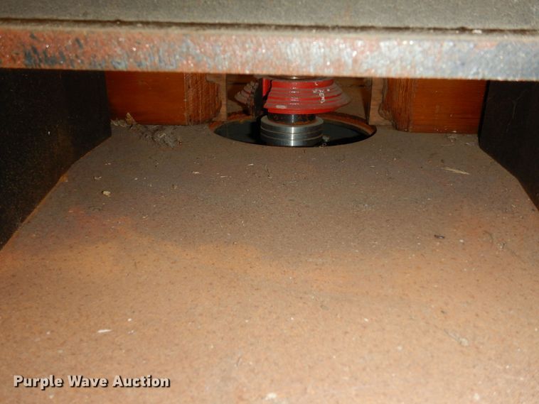 image for item MI9374 1989 Delta Invicta RS15  shaper