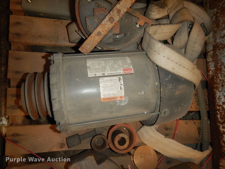 image for item MI9377 Tools