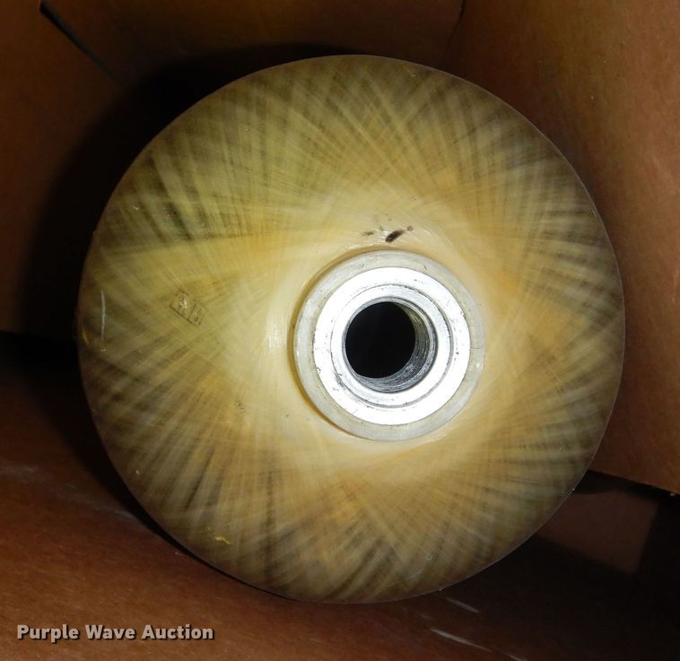 image for item MI9382 (12) SCBA tanks