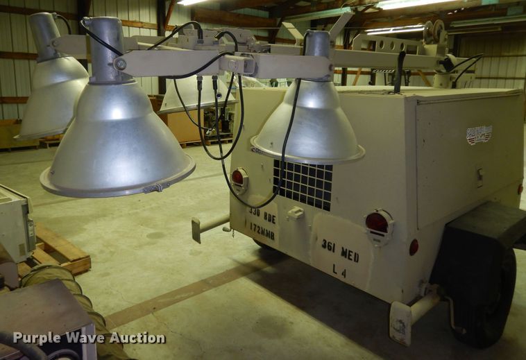 image for item MI9387 2001 Ingersoll Rand  light plant