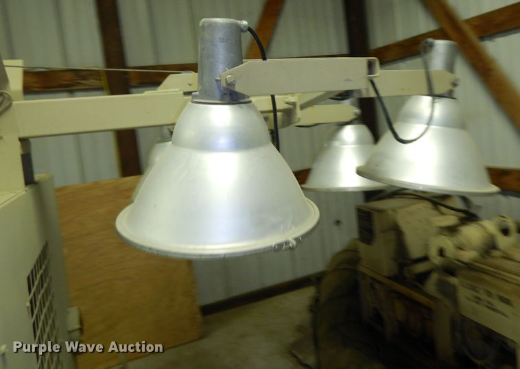 image for item MI9387 2001 Ingersoll Rand  light plant