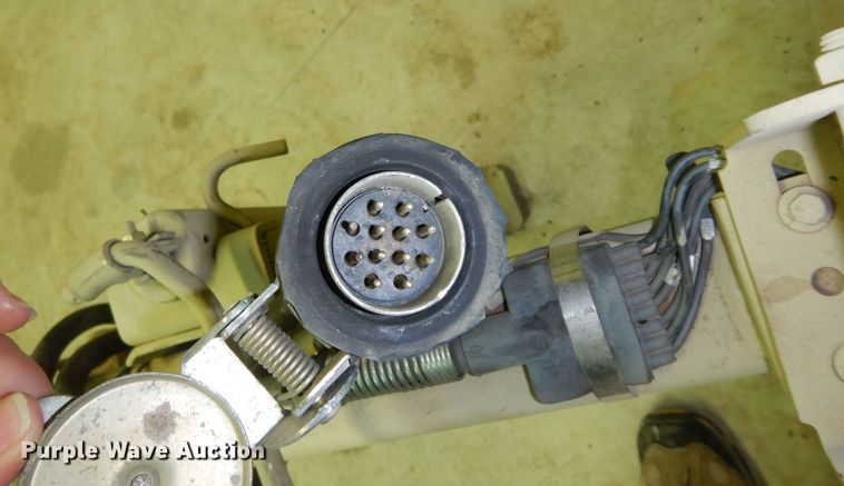 image for item MI9387 2001 Ingersoll Rand  light plant