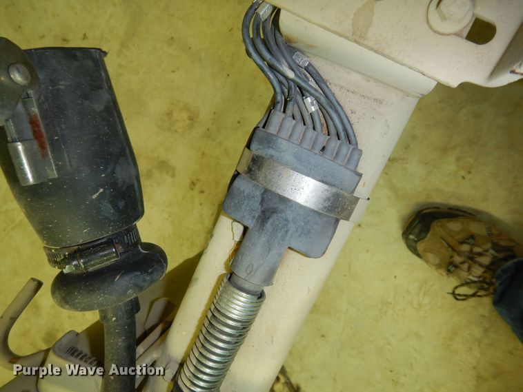 image for item MI9387 2001 Ingersoll Rand  light plant