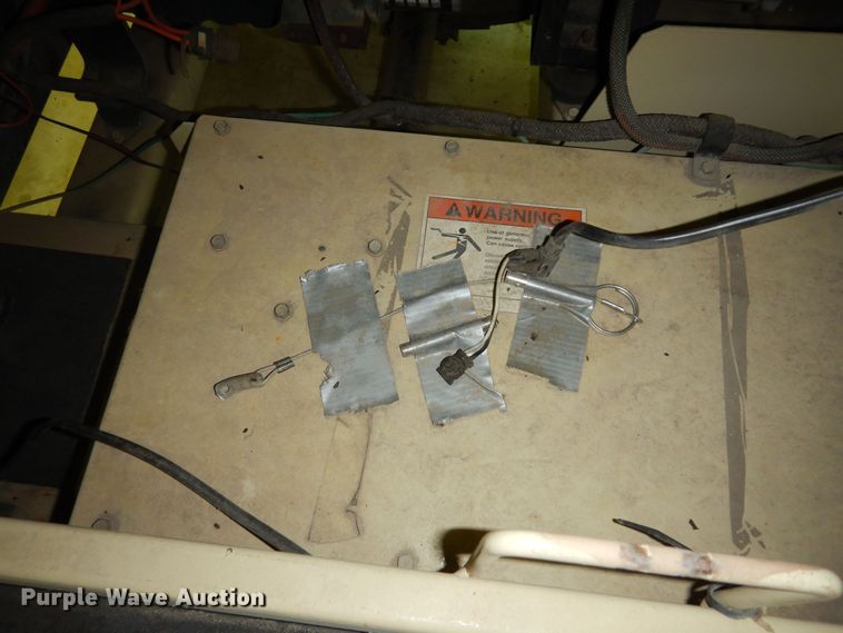 image for item MI9387 2001 Ingersoll Rand  light plant