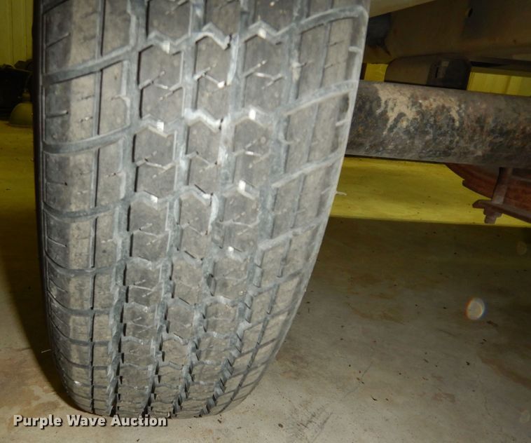 image for item MI9387 2001 Ingersoll Rand  light plant