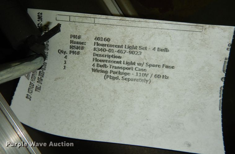 image for item MI9394 (8) fluorescent bulb cases