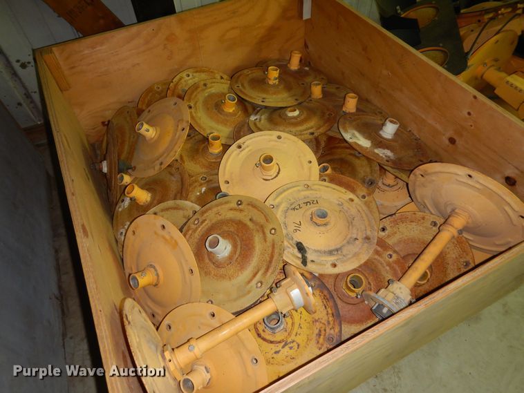 image for item MI9396 Approximately 70 airport runway lights